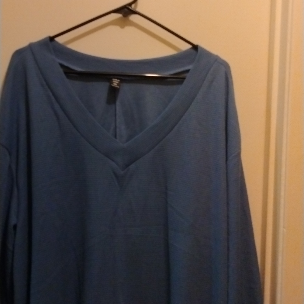 Shein Curve Long Sleeve